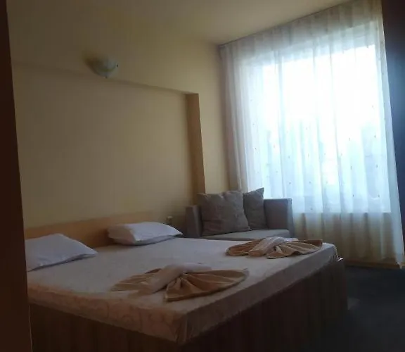 Housedenz Guest house 3*