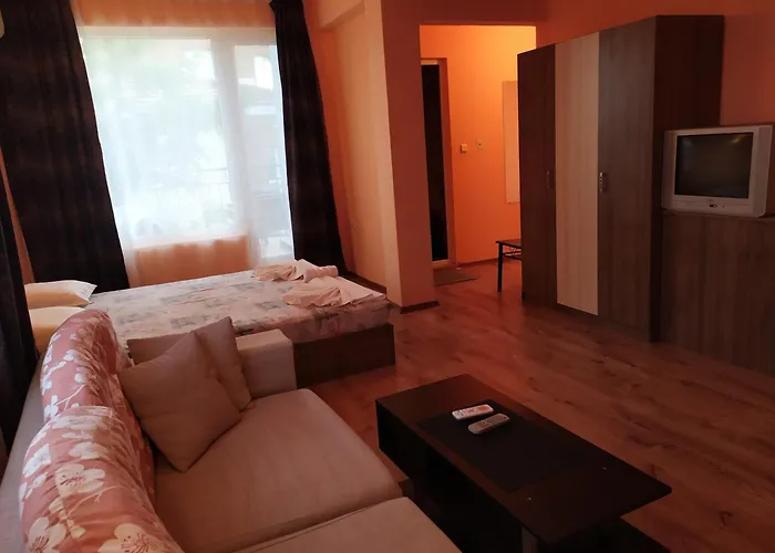 Housedenz Guest house Chernomorets