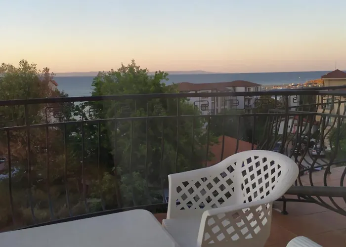 Housedenz 3* Chernomorets