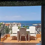 Housedenz 3*