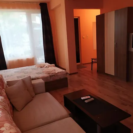 Housedenz Pensjonat Czernomorec