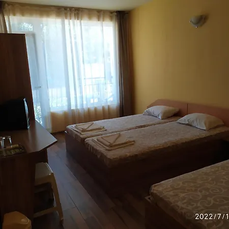 Housedenz Czernomorec