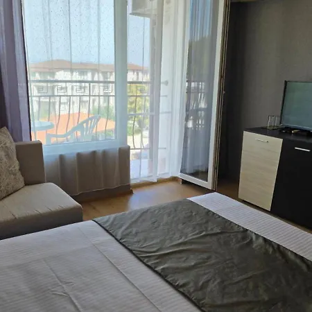 Housedenz Pensiune Cernomoreț