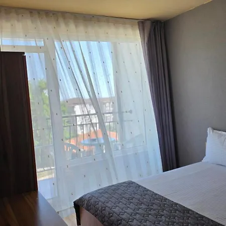 Pensiune Housedenz Cernomoreț